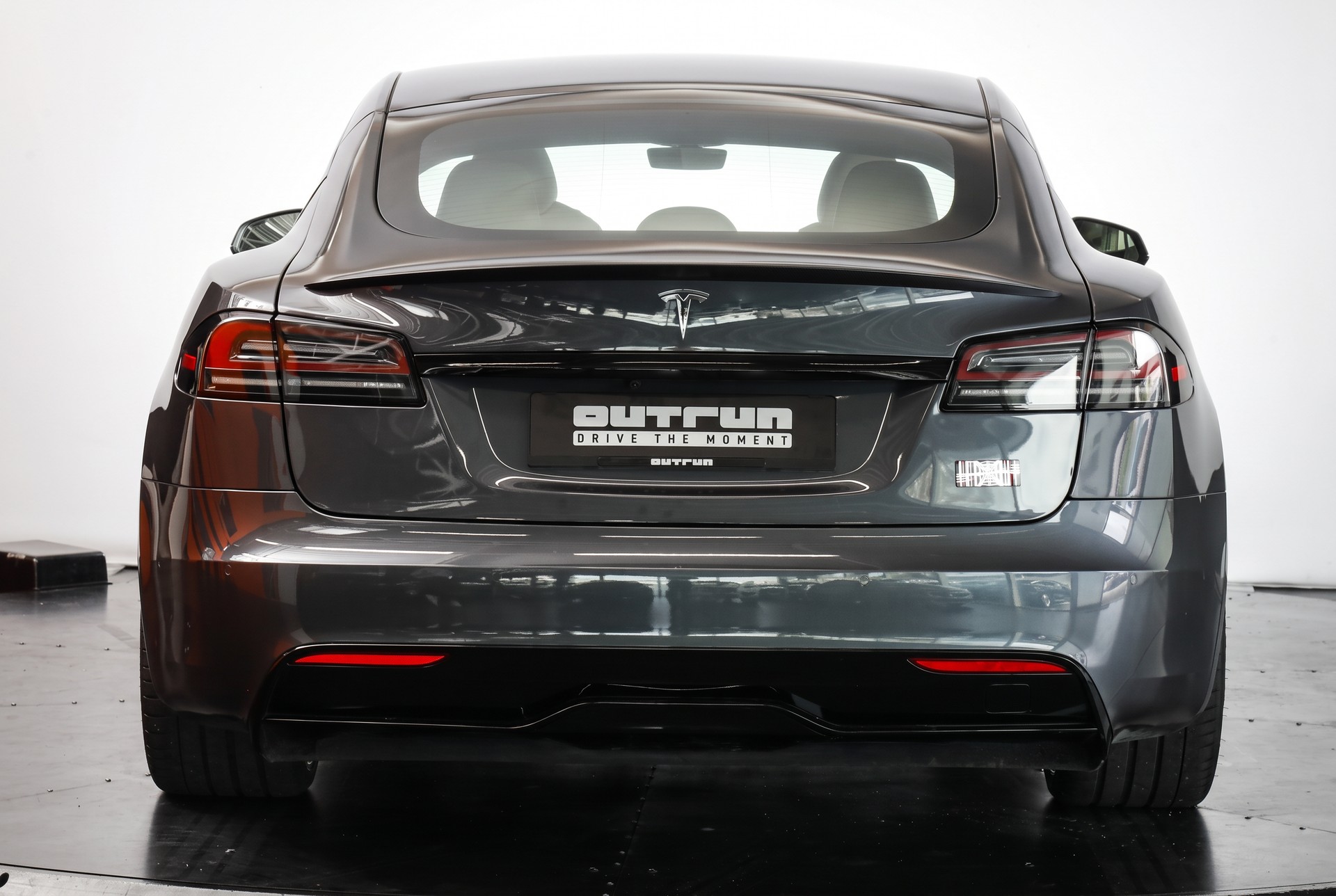 TESLA Model S 100 kWh Plaid • Full Self-Driving • Cream Pur-Carbon Fiber• Sièges ventilés-image-2