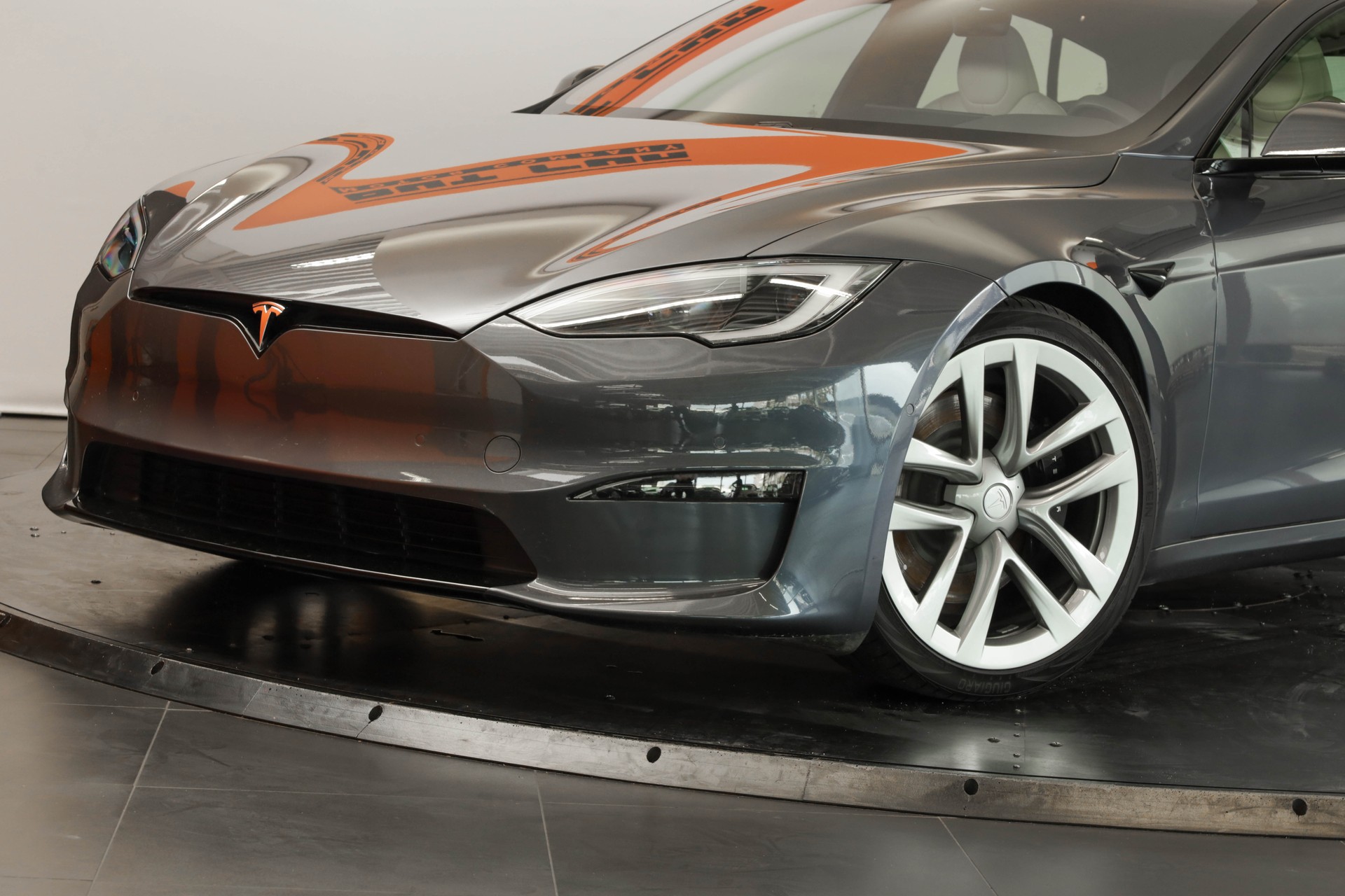 TESLA Model S 100 kWh Plaid • Full Self-Driving • Cream Pur-Carbon Fiber• Sièges ventilés-image-31