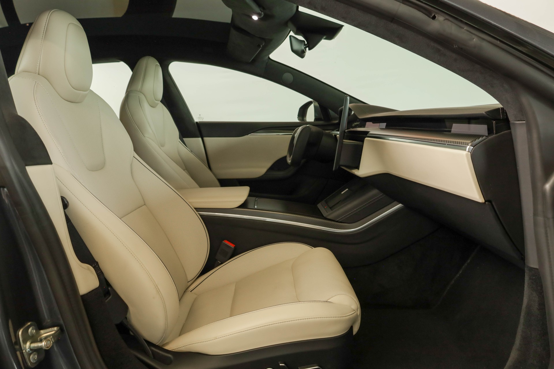 TESLA Model S 100 kWh Plaid • Full Self-Driving • Cream Pur-Carbon Fiber• Sièges ventilés-image-24