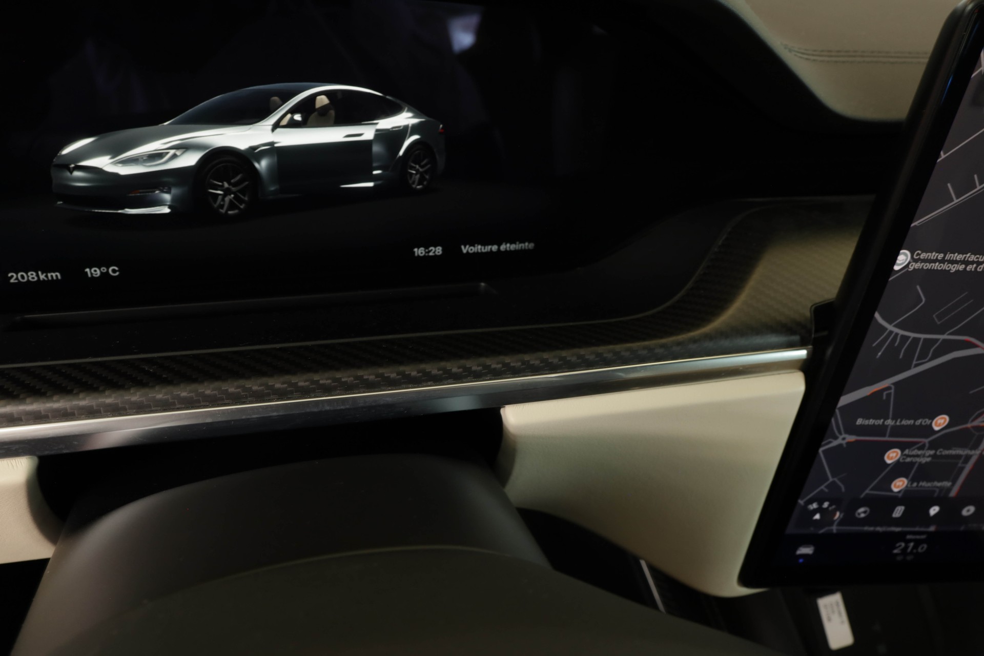 TESLA Model S 100 kWh Plaid • Full Self-Driving • Cream Pur-Carbon Fiber• Sièges ventilés-image-17