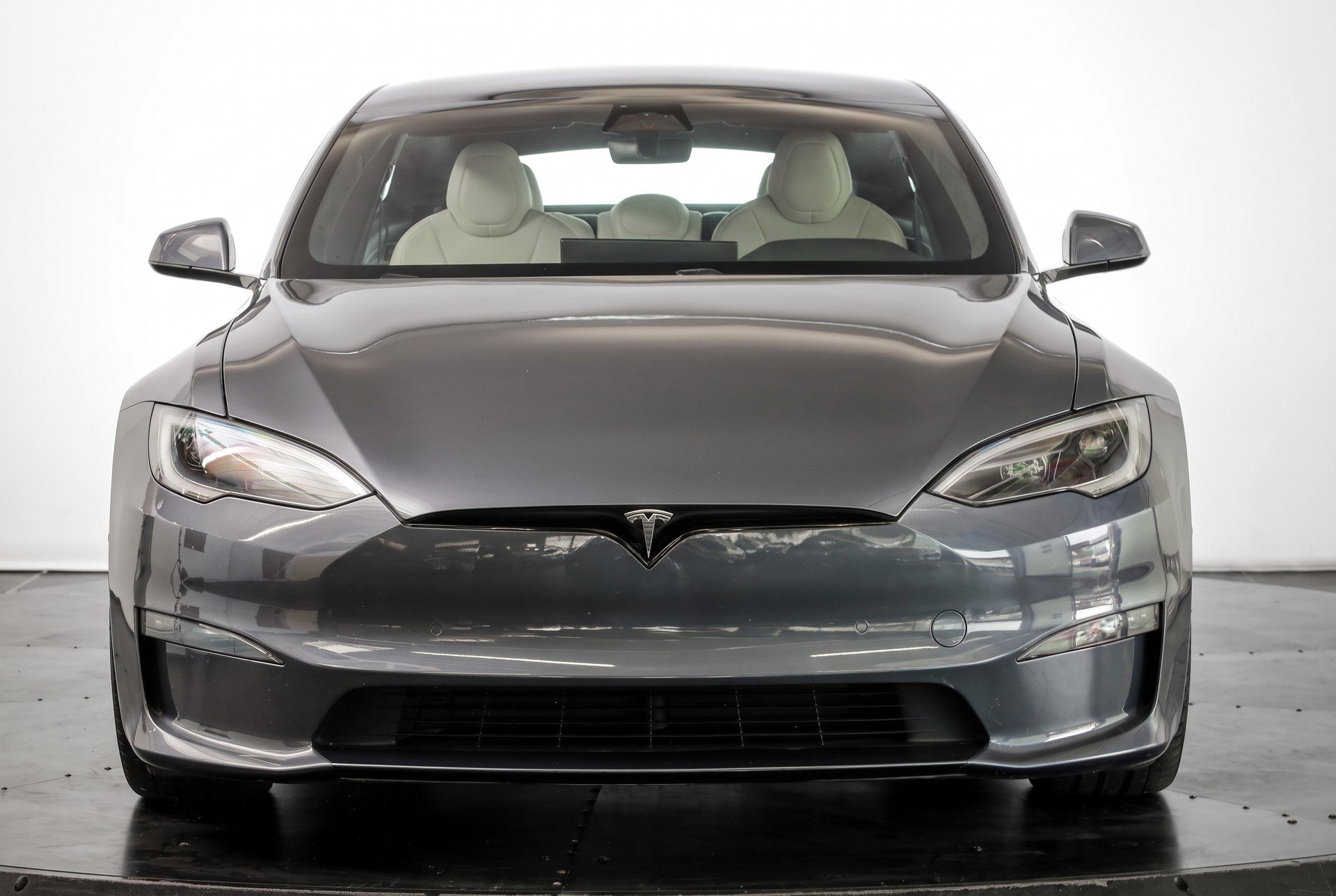 TESLA Model S 100 kWh Plaid • Full Self-Driving • Cream Pur-Carbon Fiber• Sièges ventilés-image-1