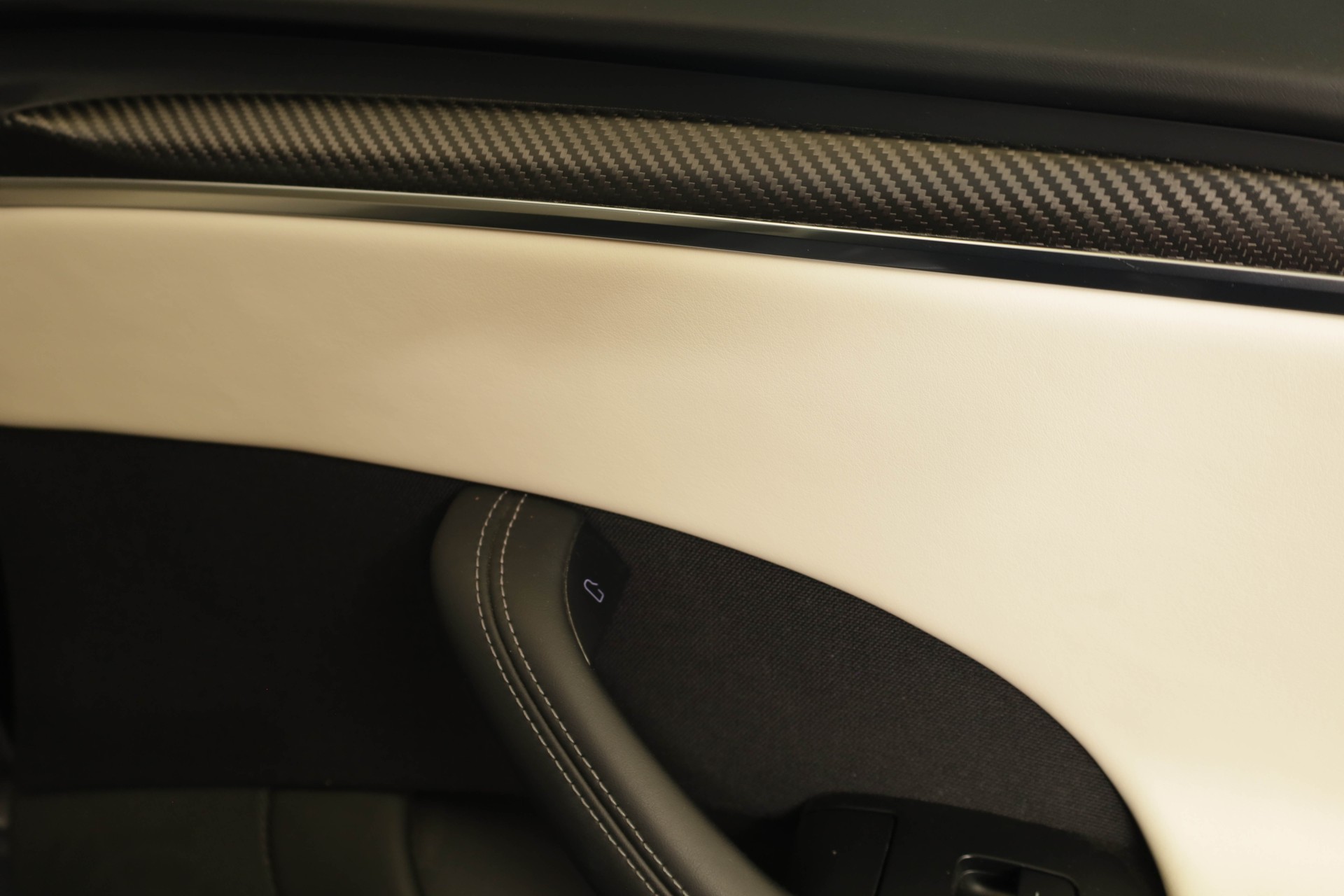 TESLA Model S 100 kWh Plaid • Full Self-Driving • Cream Pur-Carbon Fiber• Sièges ventilés-image-27
