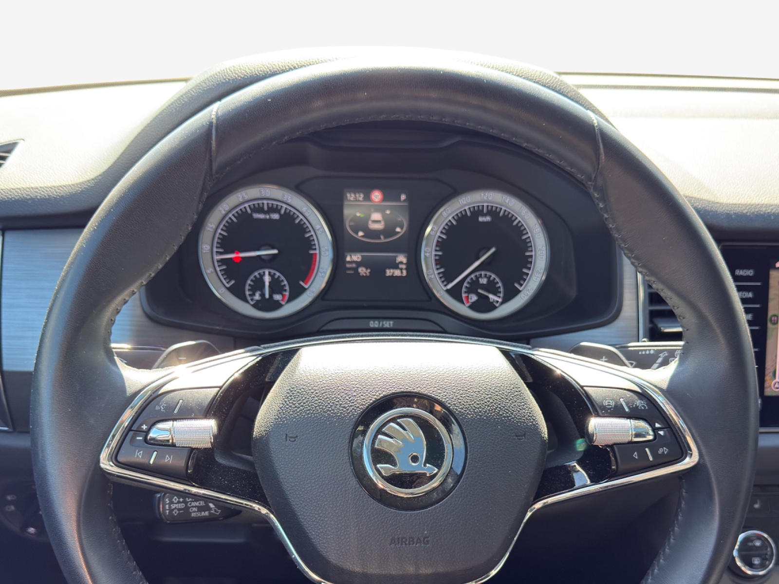 SKODA Kodiaq 2.0 TDI CR Ambition 4x4 DSG-image-9