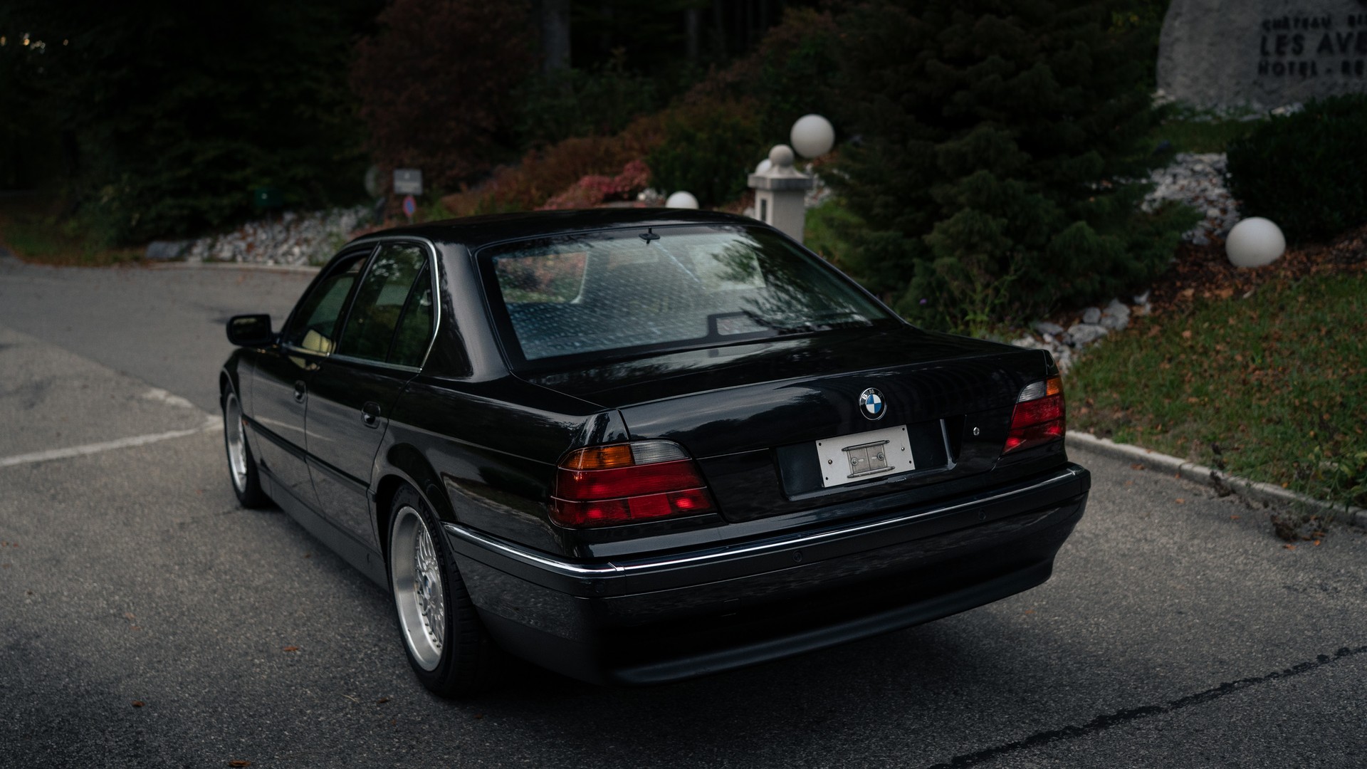 BMW 750i V12 ABS dAiB-image-7