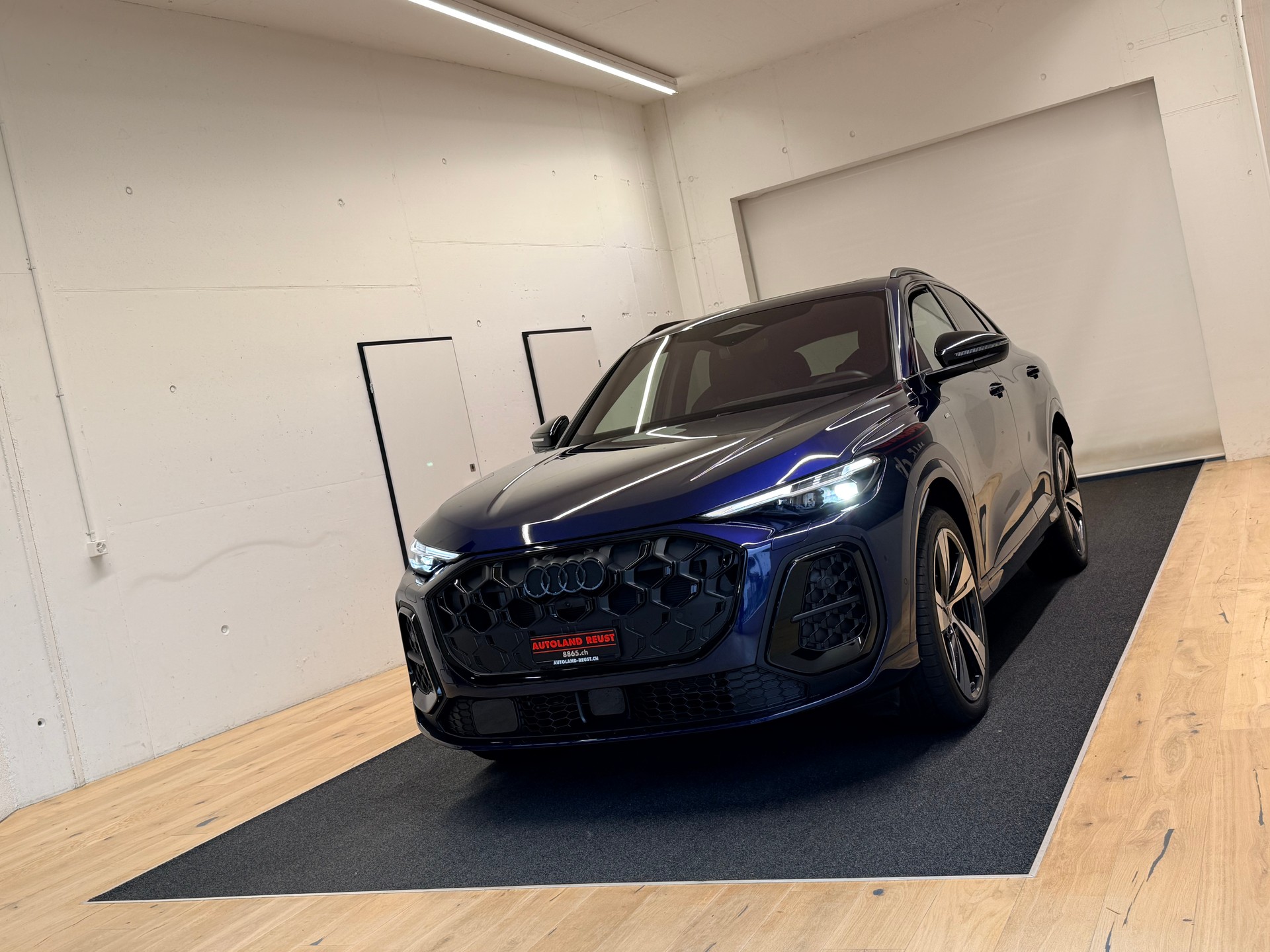 AUDI Q5 Sportback TFSI quattro 150 kW S-tronic-showroom-element-2