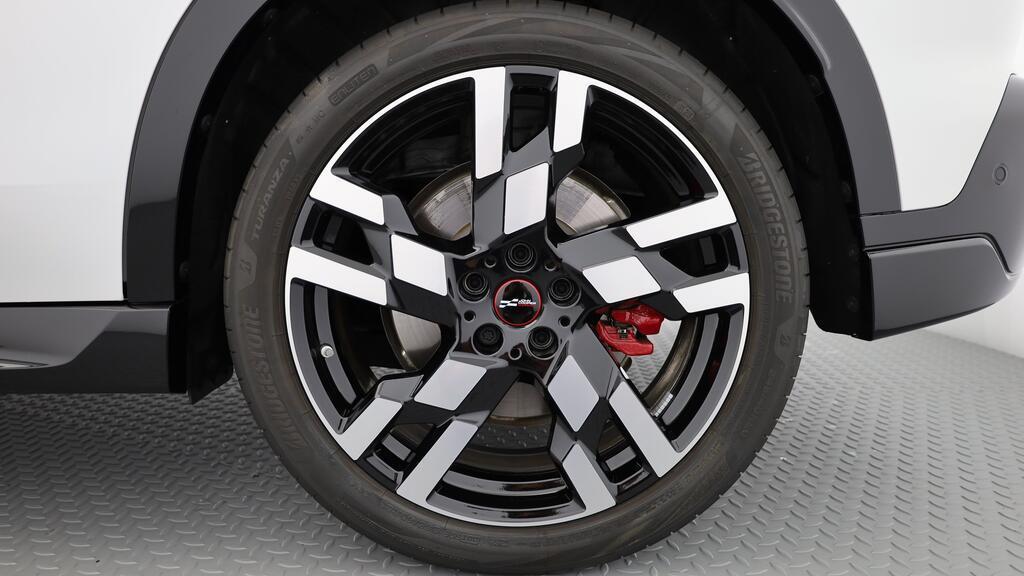 MINI John Cooper Works Countryman ALL4-image-8