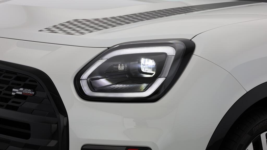 MINI John Cooper Works Countryman ALL4-image-14