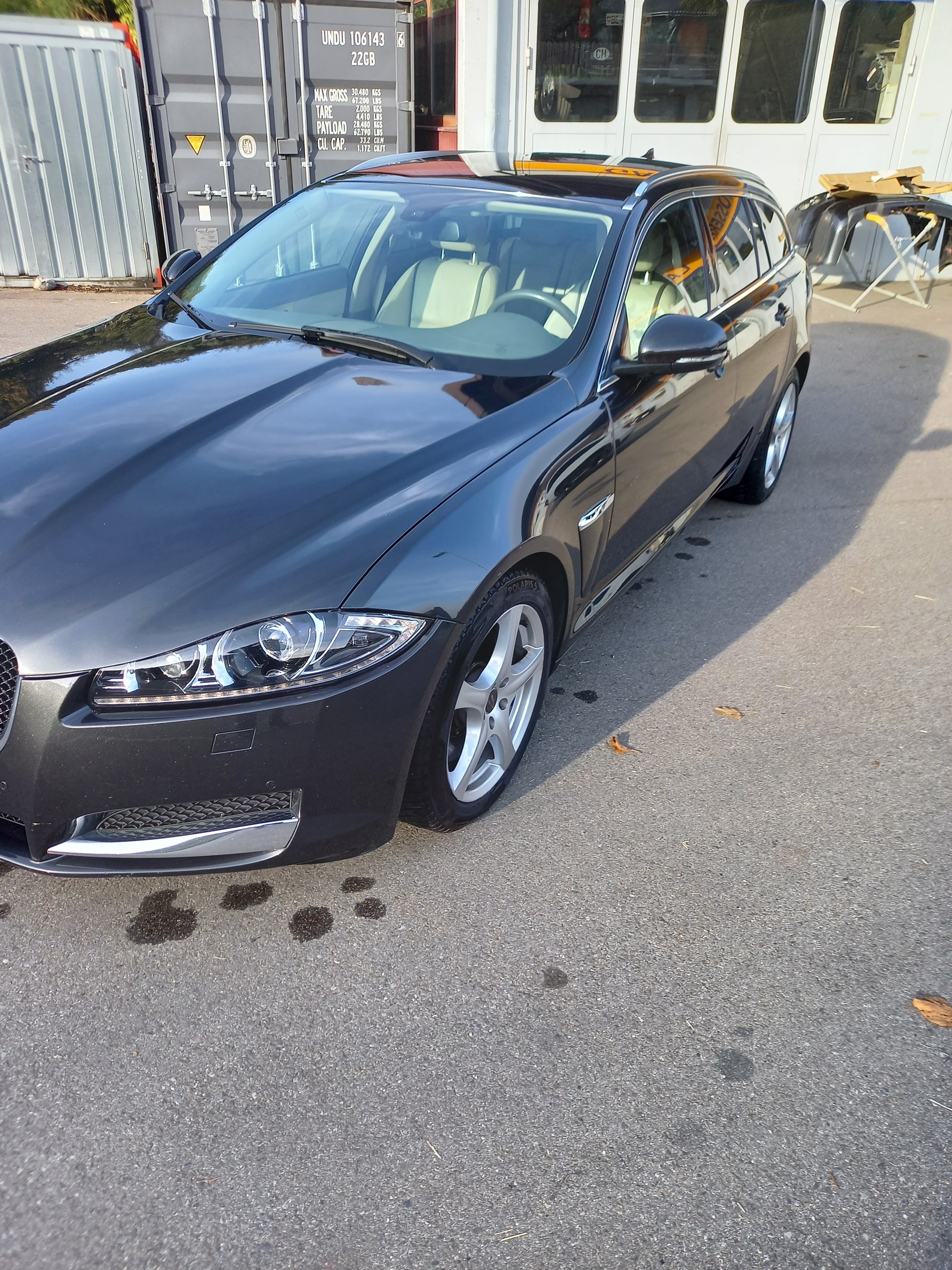 JAGUAR XF Sportbrake 3.0d S V6 Luxury-image-5