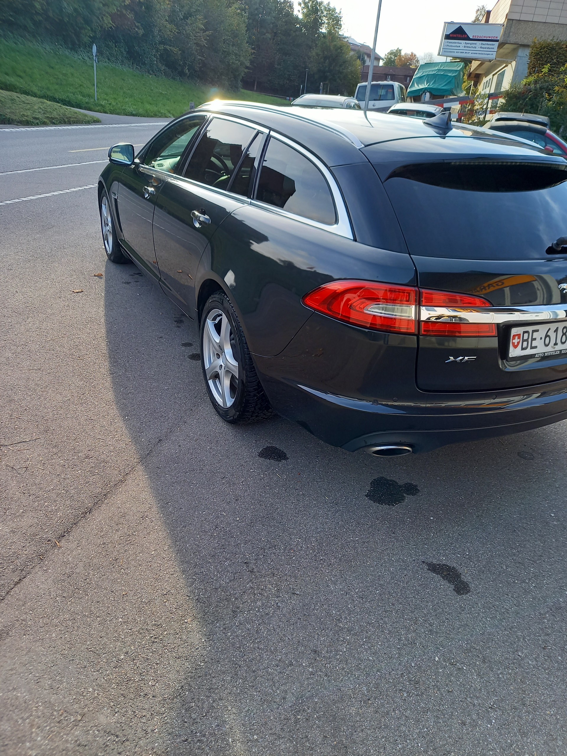 JAGUAR XF Sportbrake 3.0d S V6 Luxury-image-2