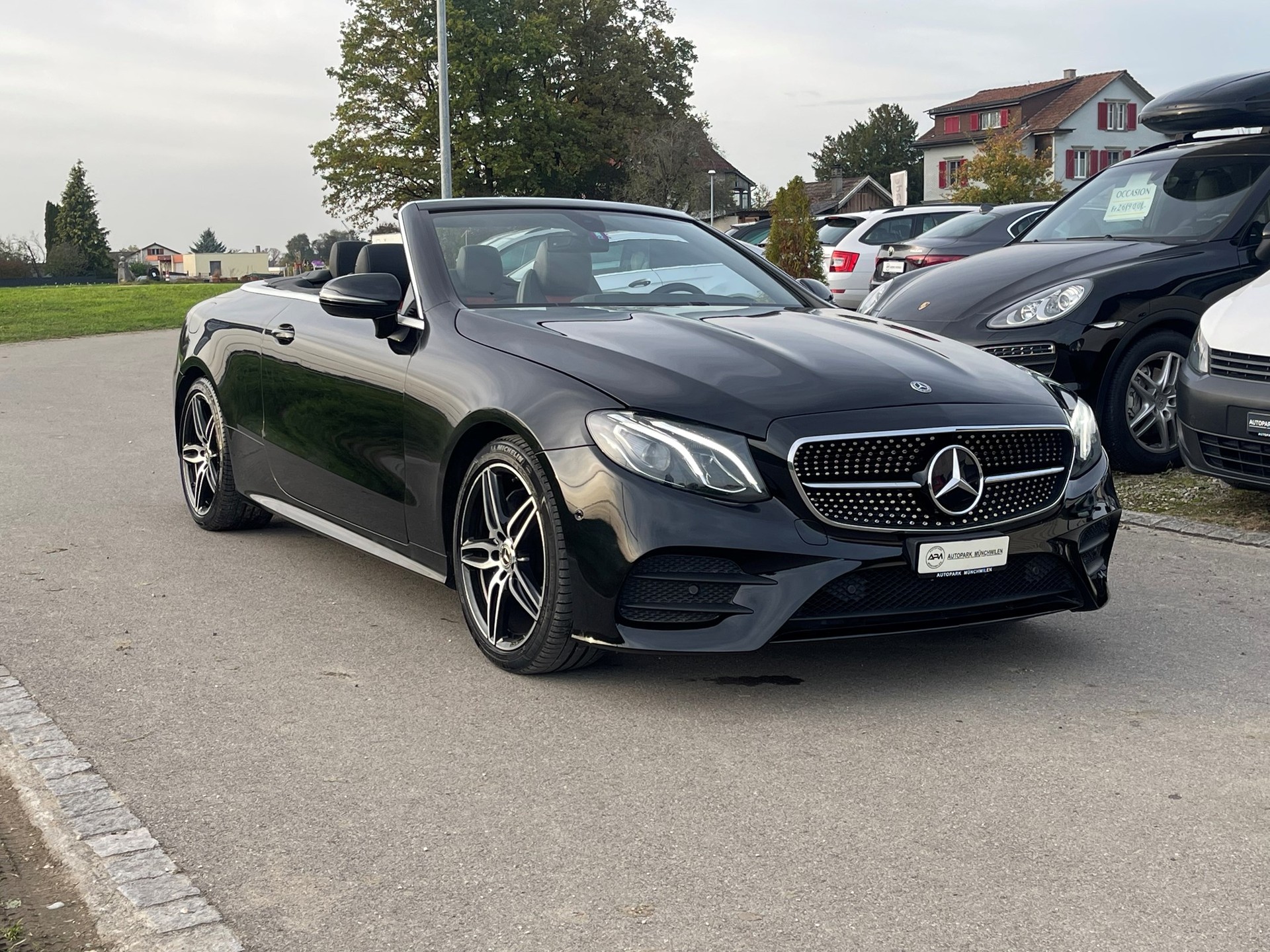 MERCEDES-BENZ E 200 Cabriolet AMG Line 9G-Tronic-image-1