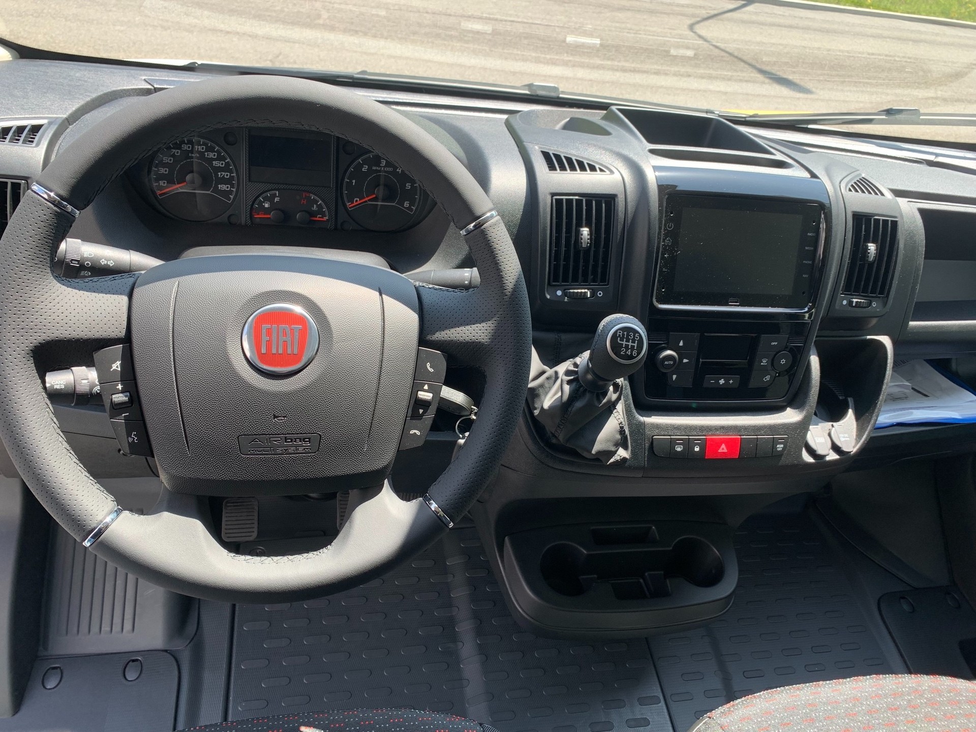 FIAT Ducato 35 L3H2 Swiss-image-4