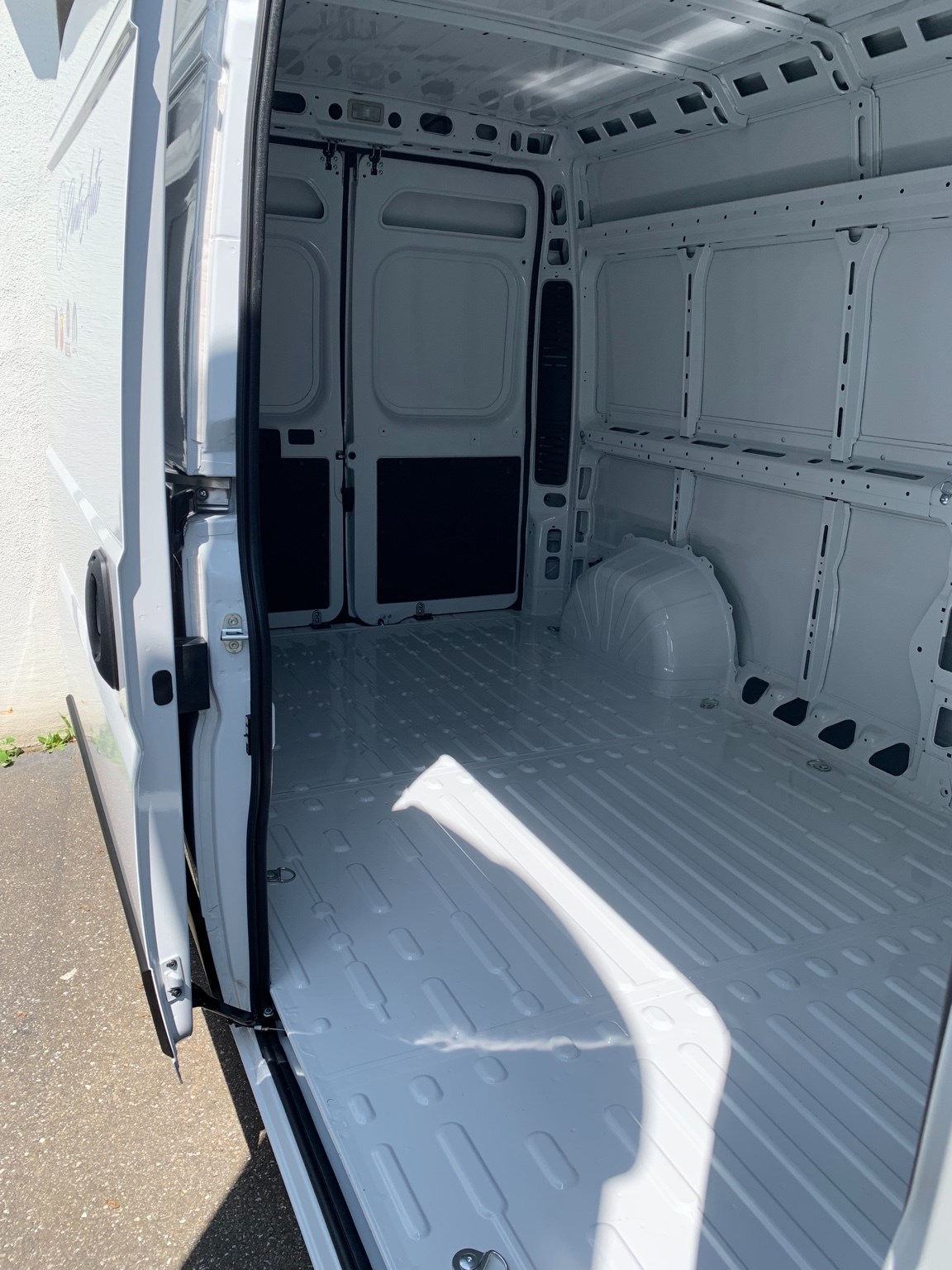 FIAT Ducato 35 L3H2 Swiss-image-7