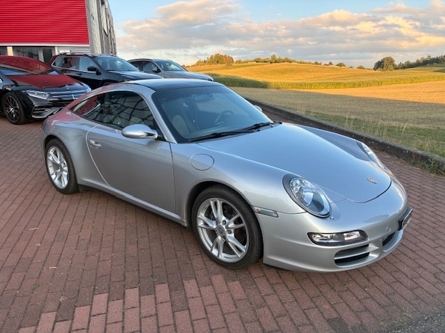 PORSCHE 911 Targa 4-image-0