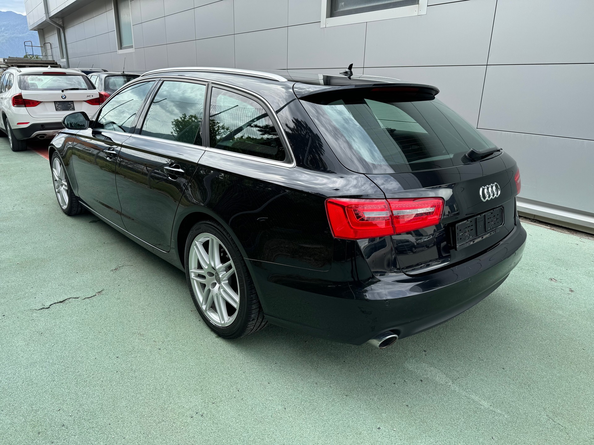 AUDI A6 Avant 3.0 TDI V6 quattro S-tronic-image-4