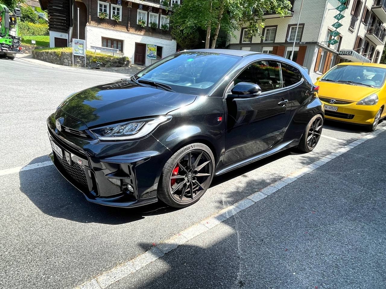 TOYOTA Yaris 1.6 GR Sport-image-7