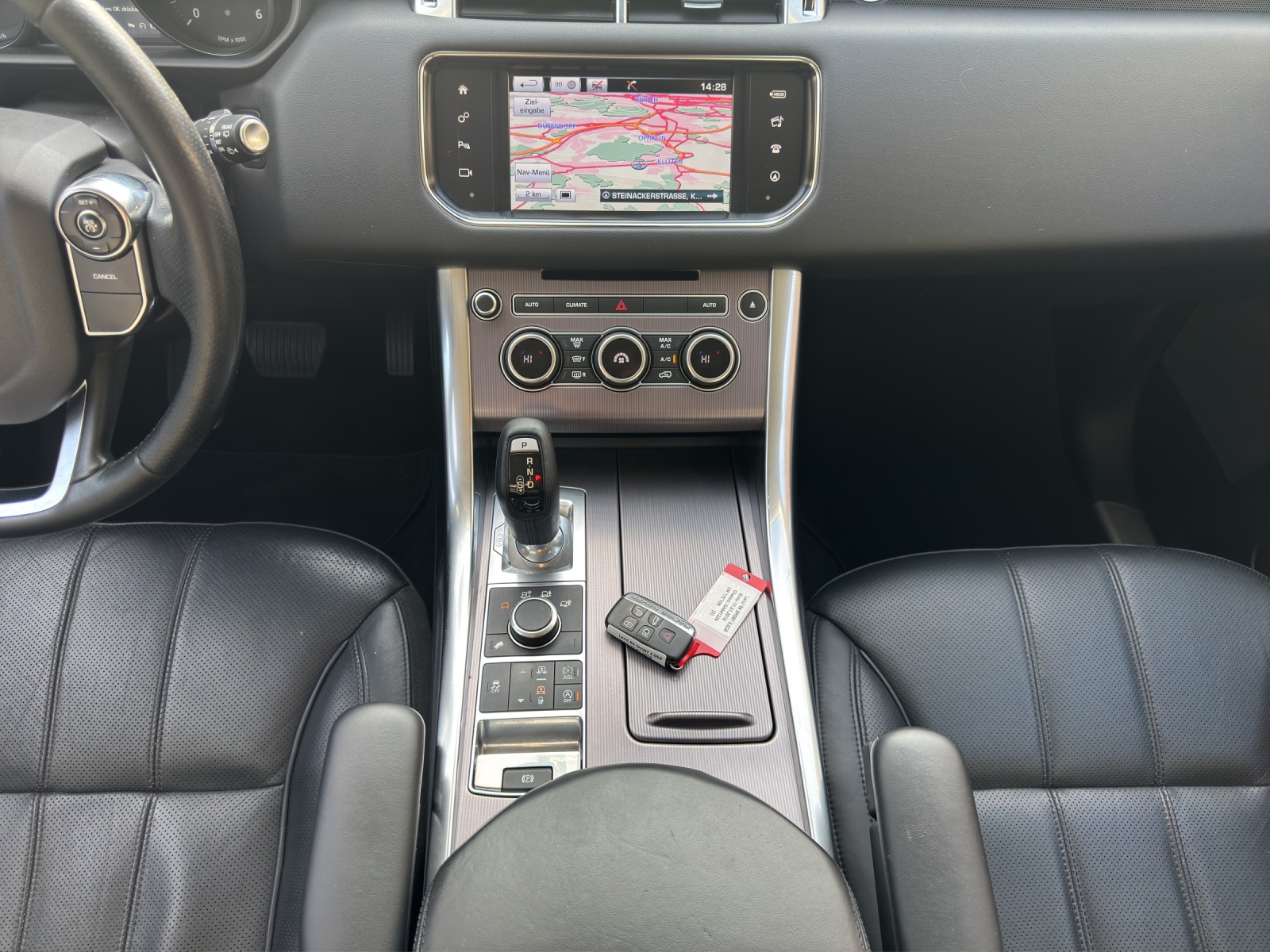 LAND ROVER Range Rover Sport 3.0 SDV6 HSE Automatic-image-12