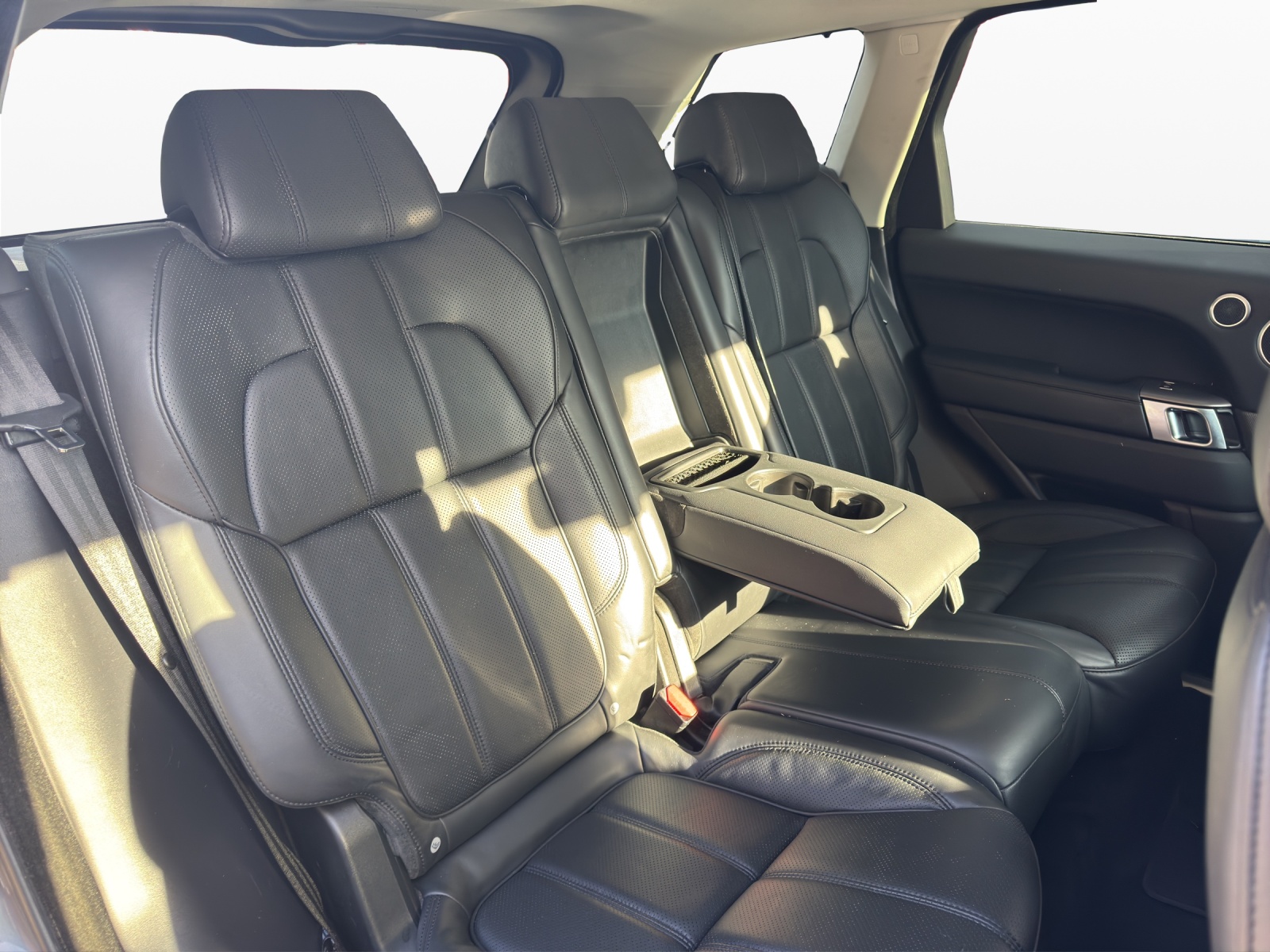 LAND ROVER Range Rover Sport 3.0 SDV6 HSE Automatic-image-18