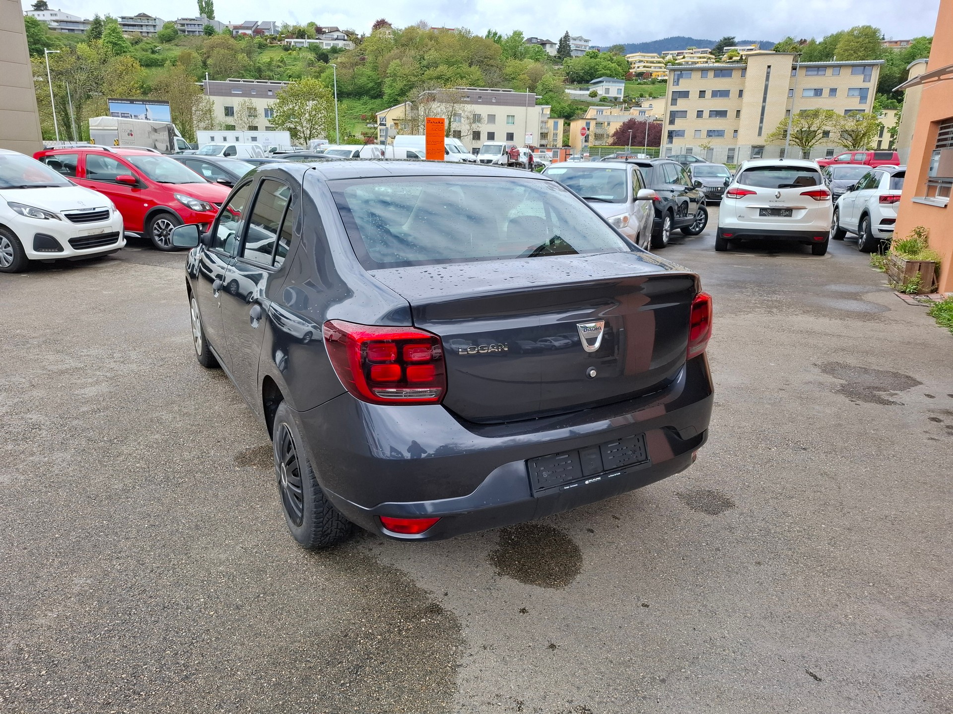 DACIA Logan MCV 0.9 Lauréate-image-3