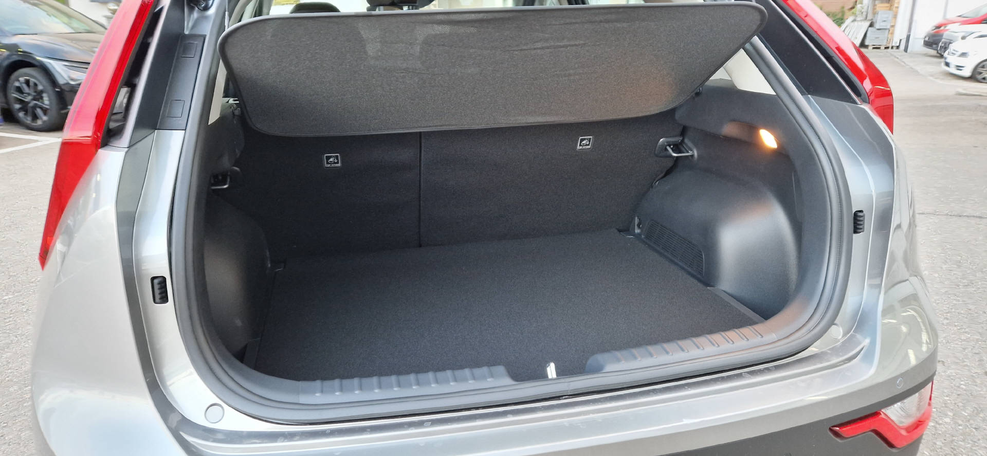 KIA Niro 1.6 GDi Hybrid-image-11