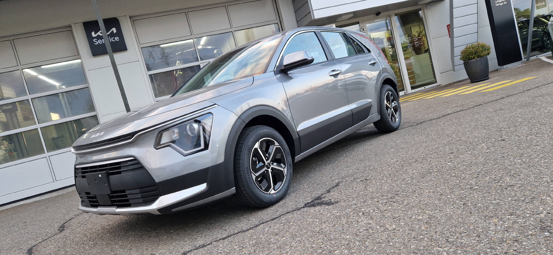KIA Niro 1.6 GDi Hybrid-image-0