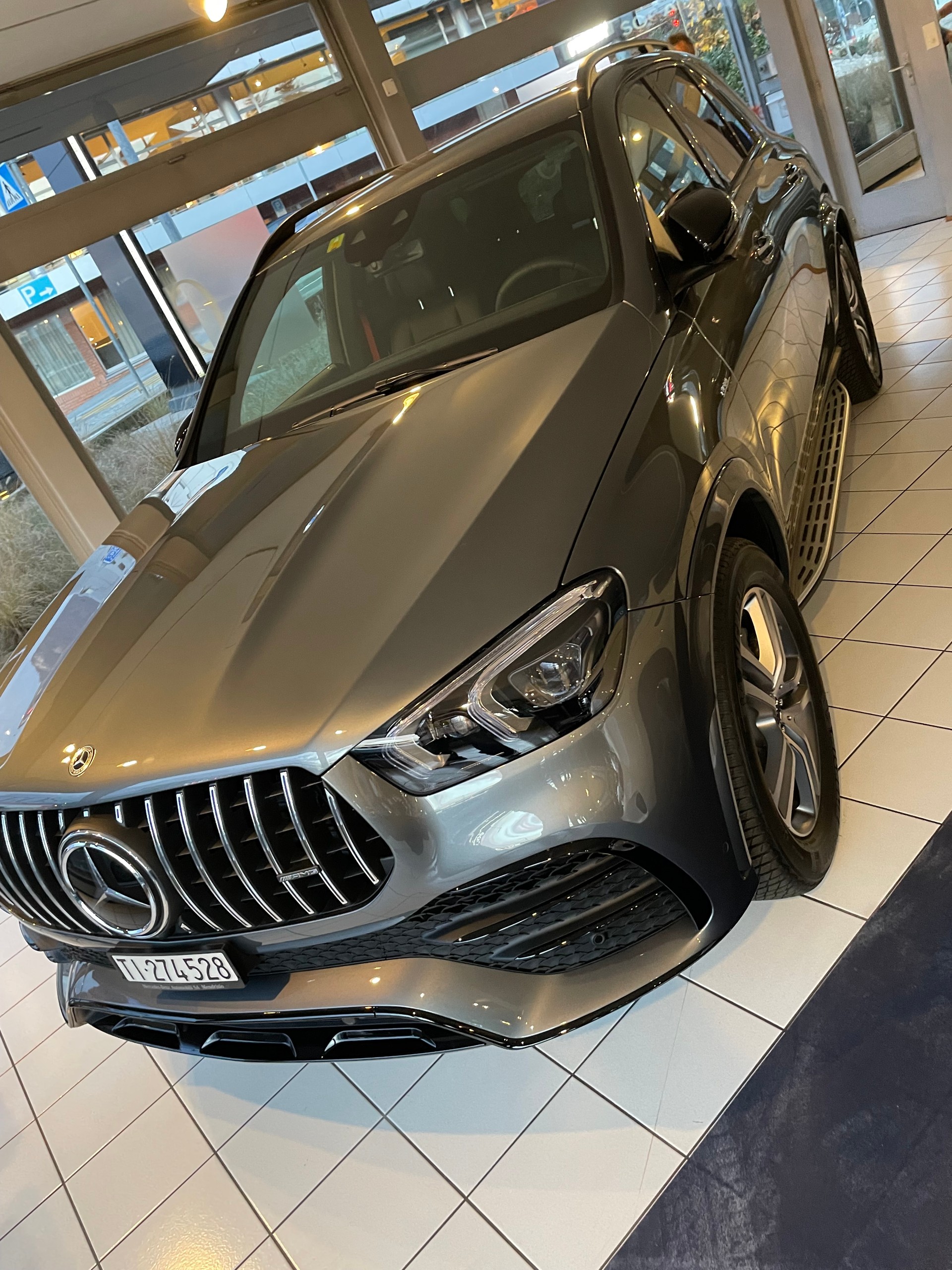 MERCEDES-BENZ GLE 53 AMG 4Matic+ 9G-Speedshift-image-3