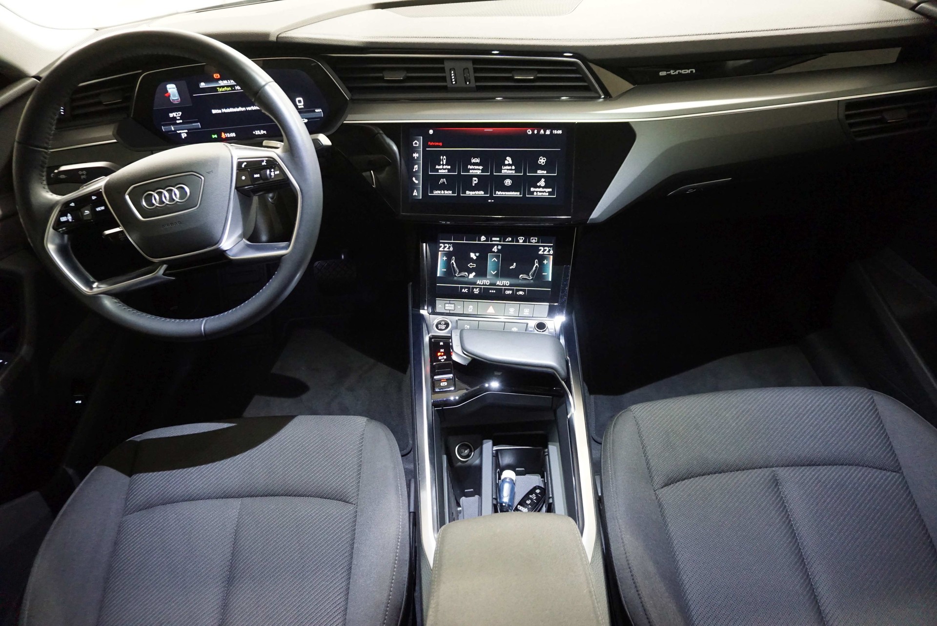 AUDI e-tron 50 Sportback Advanced quattro-image-8