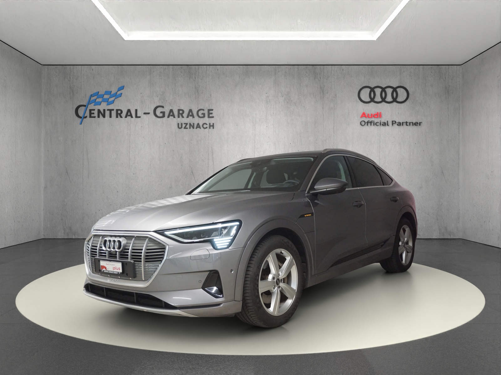 AUDI e-tron 50 Sportback Advanced quattro-image-0