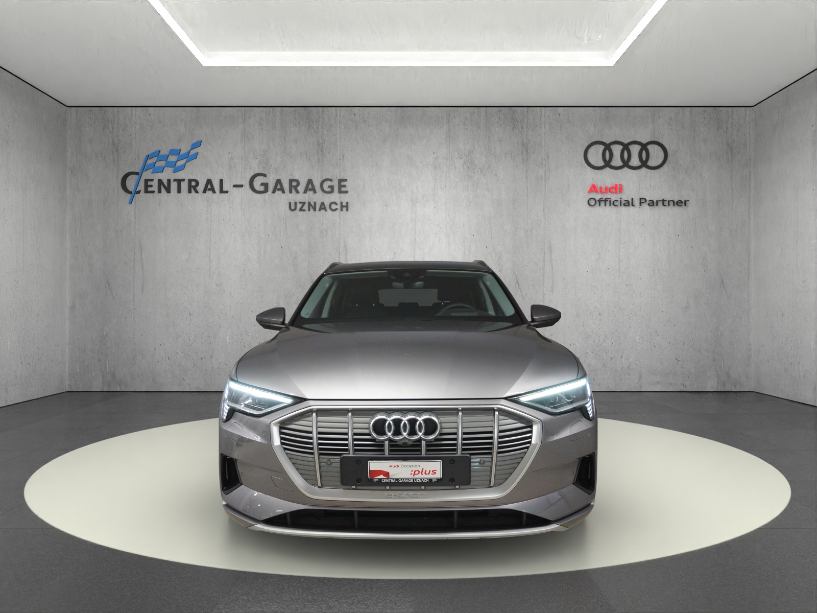AUDI e-tron 50 Sportback Advanced quattro-image-1