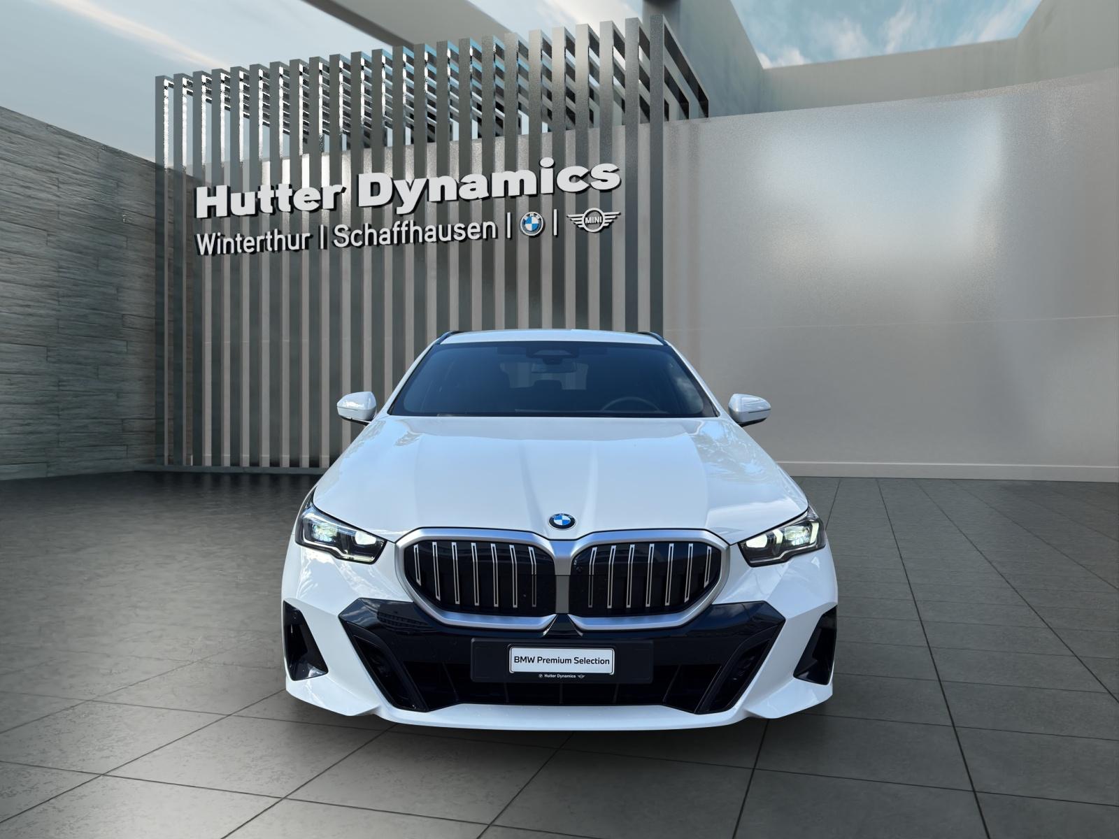 BMW 520d xDrive Touring M Sportpaket-image-1