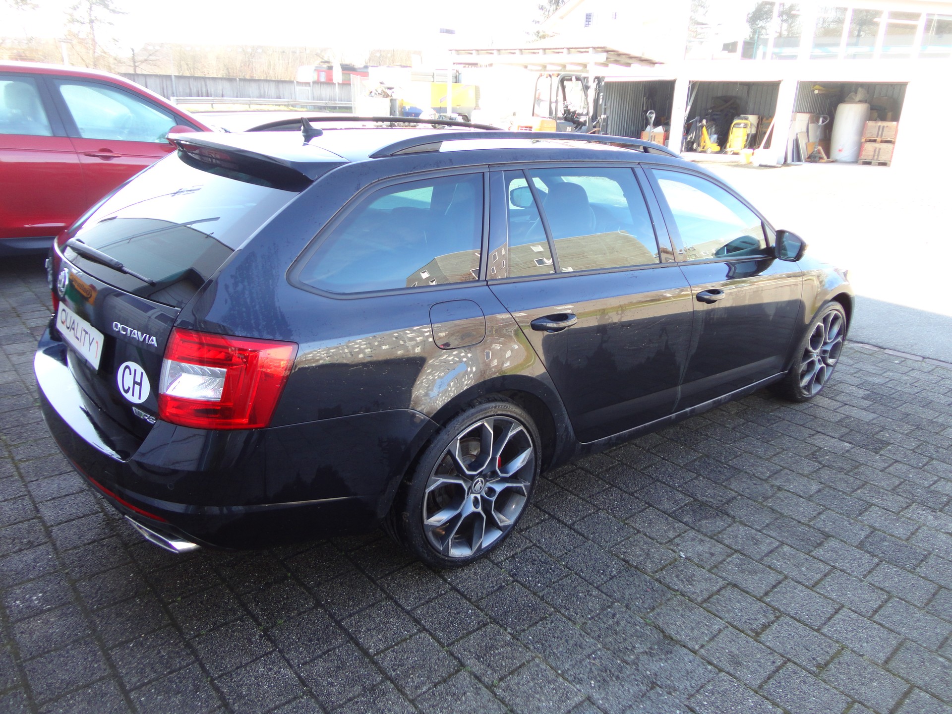 SKODA Octavia Combi 2.0 TDI RS 4x4 DSG-image-4