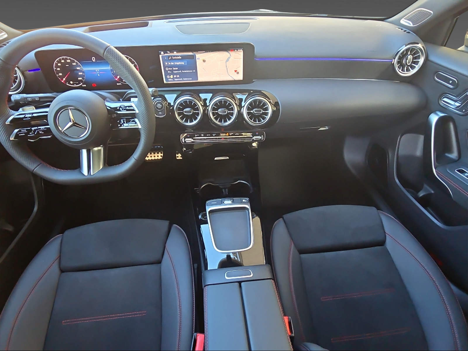 MERCEDES-BENZ A 250 4Matic-image-7