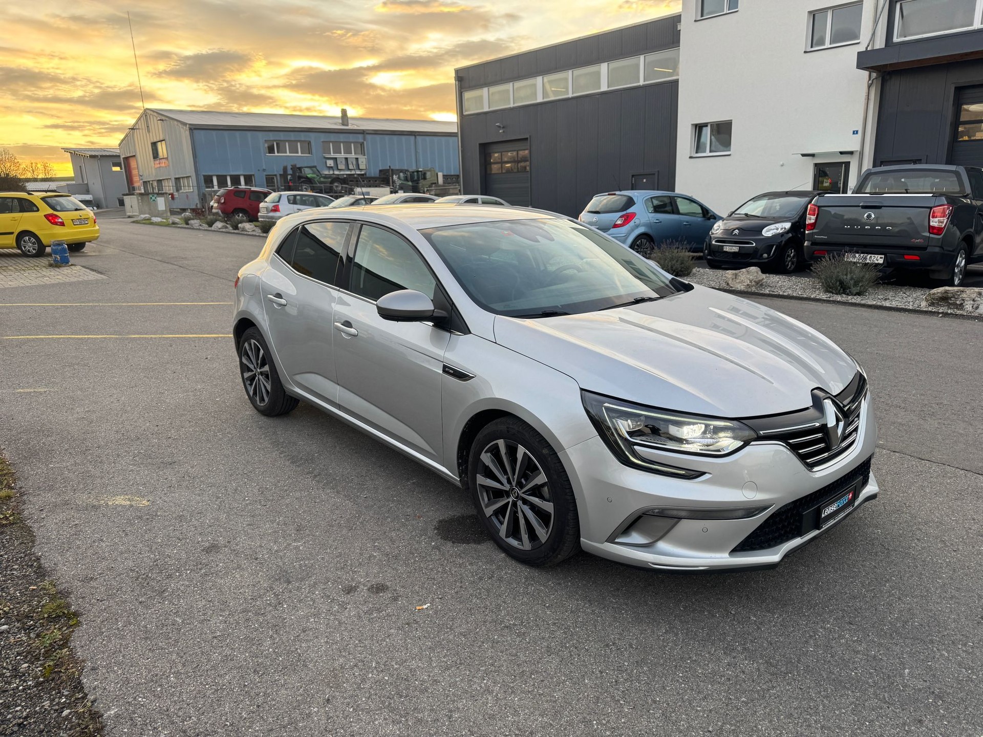 RENAULT Mégane 1.3 16V Turbo GT Line EDC-image-6