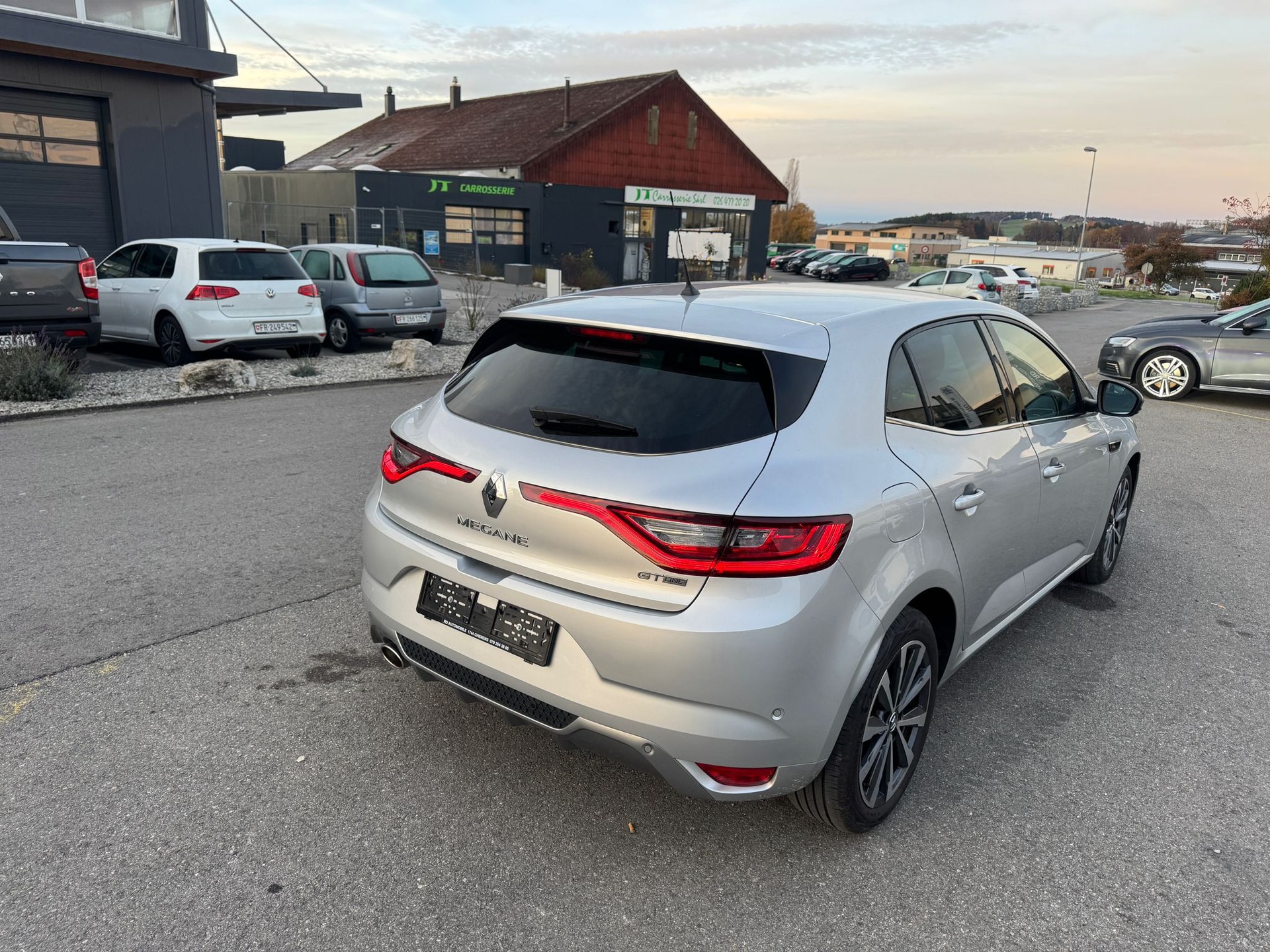 RENAULT Mégane 1.3 16V Turbo GT Line EDC-image-5
