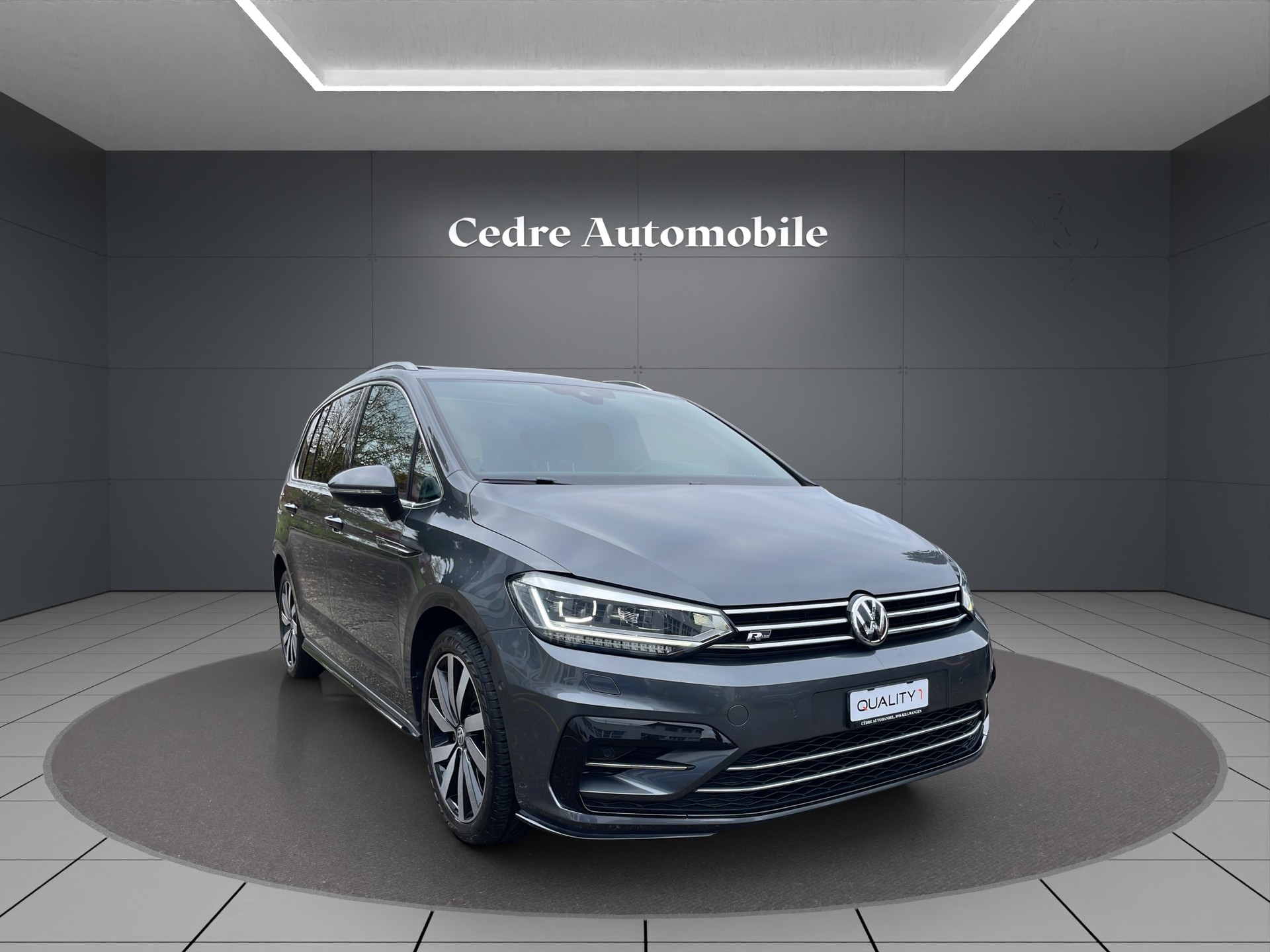 VW Touran 2.0 TDI BlueMotion R-Line Technology Highline DSG-showroom-element-1