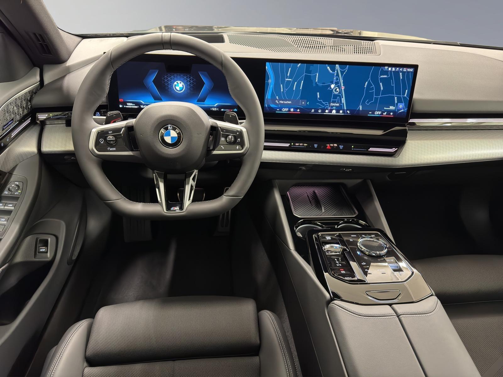 BMW 520d xDrive Touring M Sport Pro-image-15