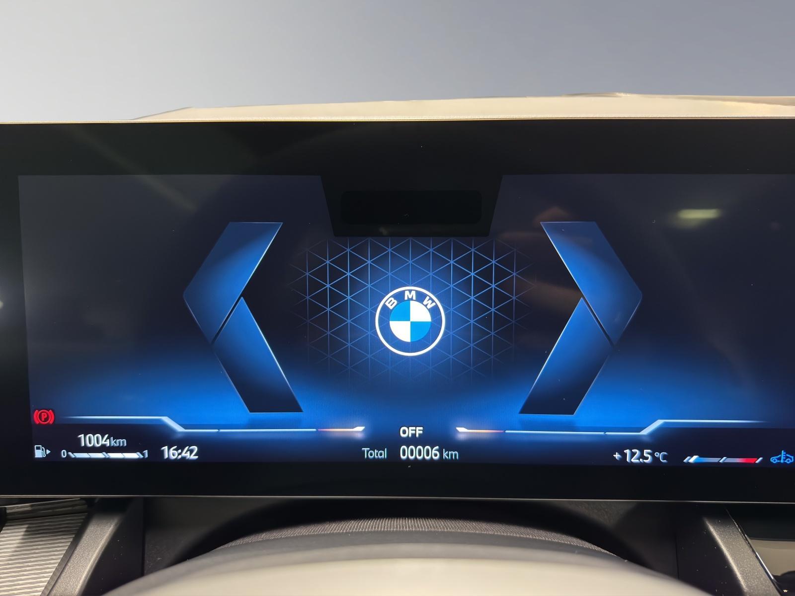 BMW 520d xDrive Touring M Sport Pro-image-14