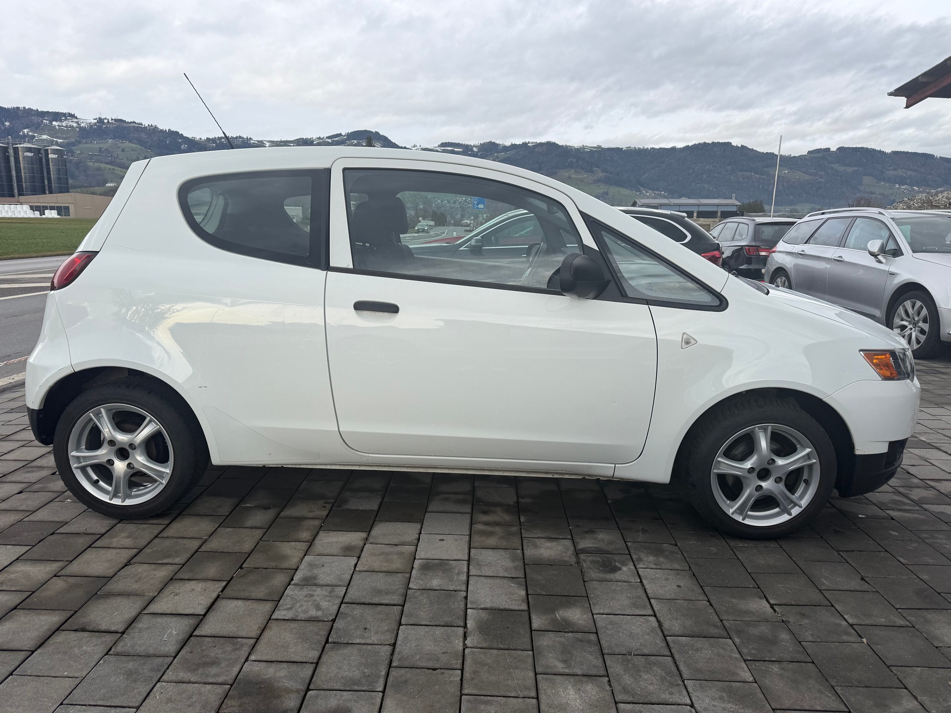 MITSUBISHI Colt 1.1 12V-image-4