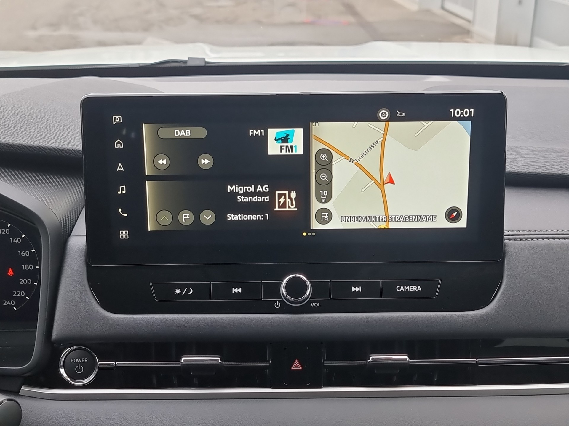 MITSUBISHI Outlander 2.4 PHEV Invite 4x4-image-6