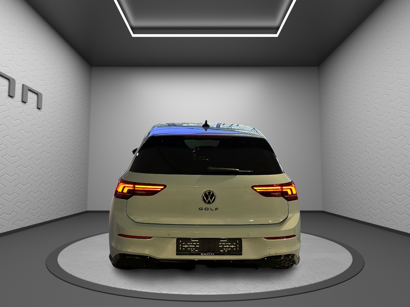 VW Golf 1.5 e TSI mHEV R-Line DSG-image-5