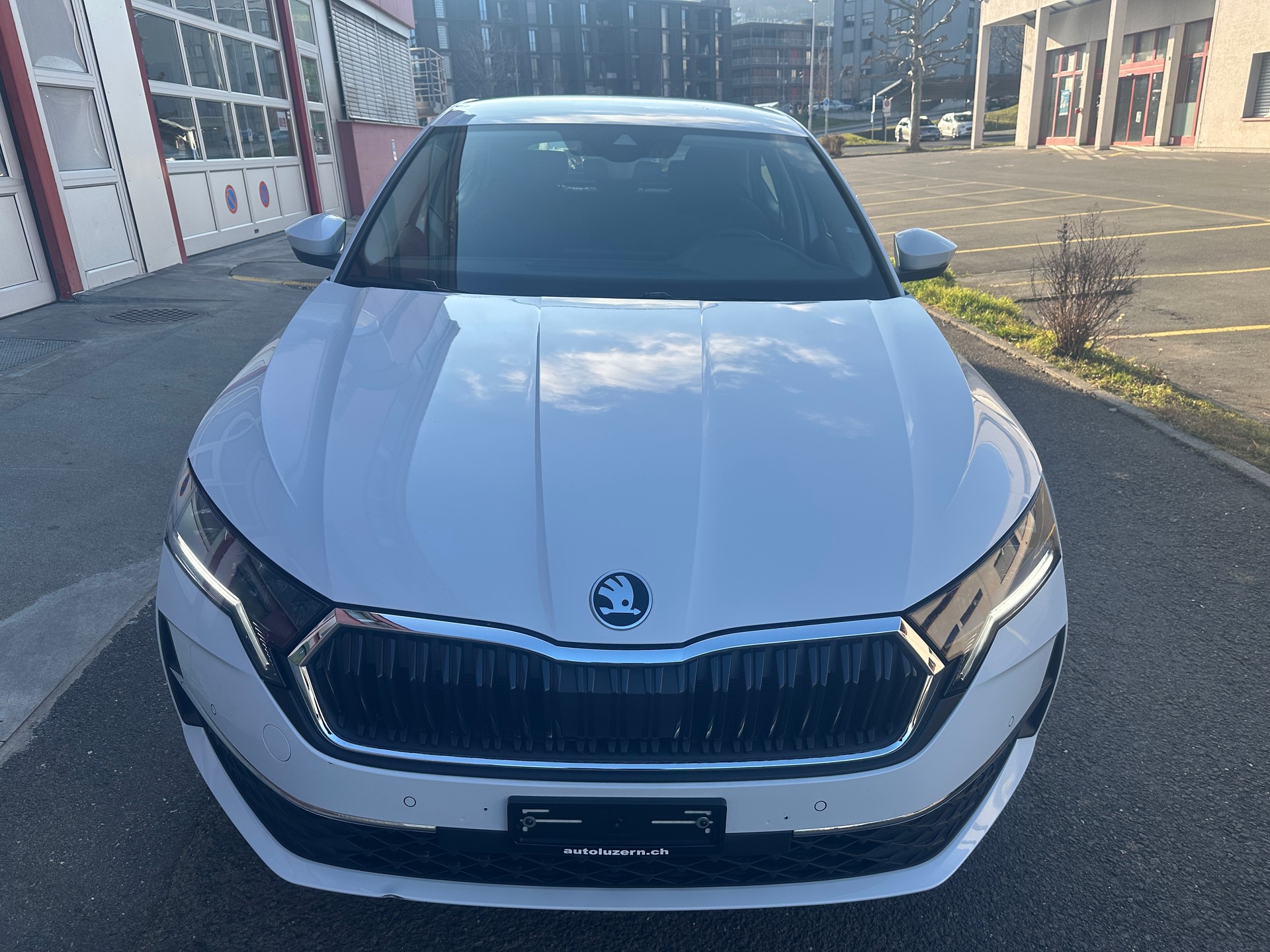 SKODA Octavia Limousine 1.5TSI Selection 150PS Benzin-image-8