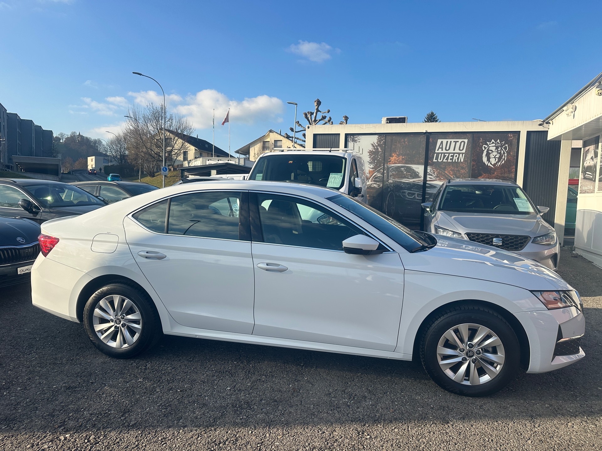 SKODA Octavia Limousine 1.5TSI Selection 150PS Benzin-image-17