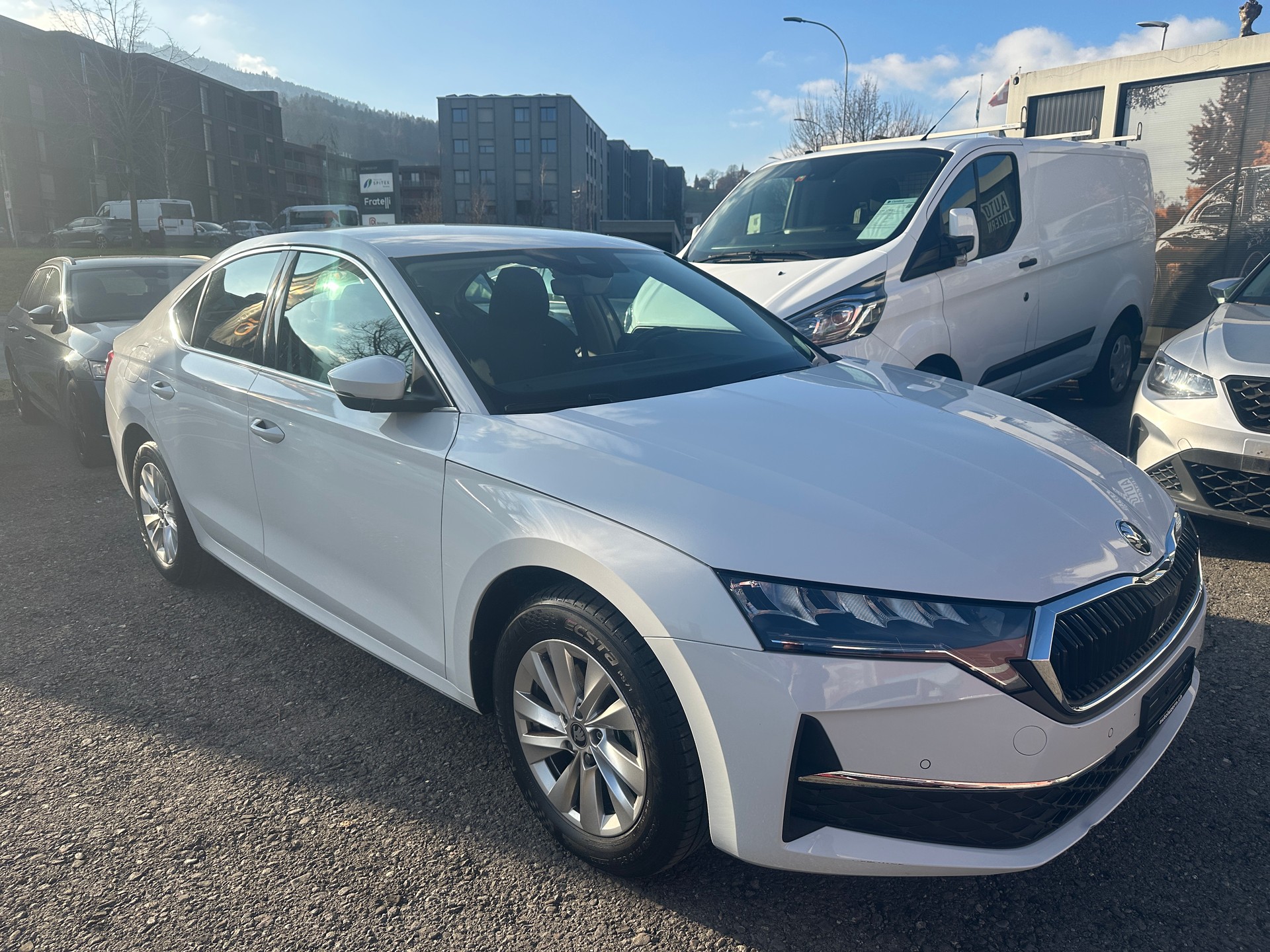 SKODA Octavia Limousine 1.5TSI Selection 150PS Benzin-image-16
