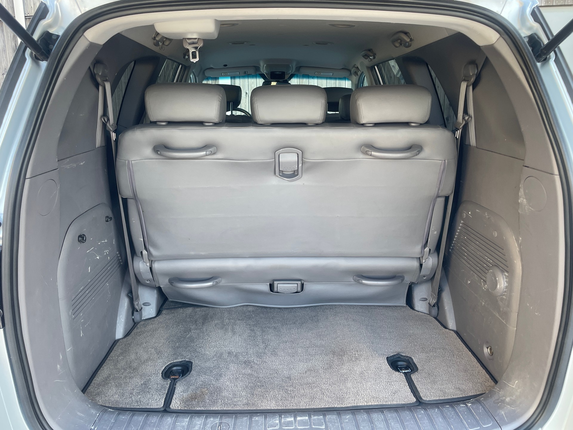 KGM-SsangYong Rodius SV200 e-XDi Sapphire 4WD E-Tronic-image-20