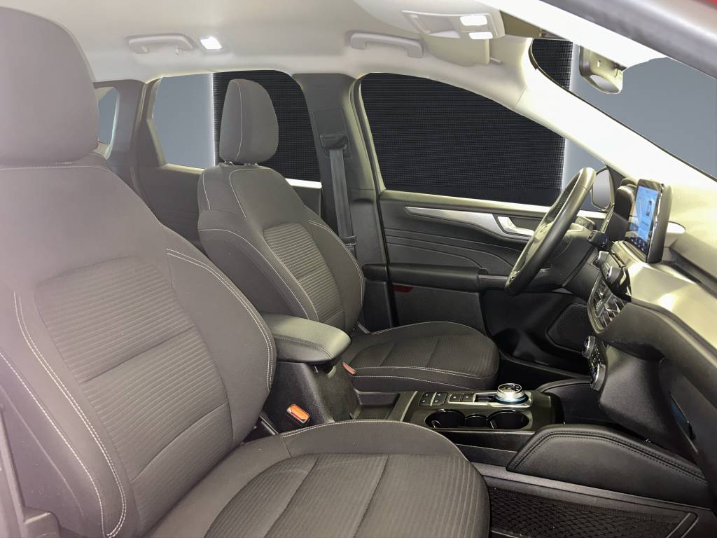 FORD Kuga 2.5 PHEV Titanium 2WD-image-10