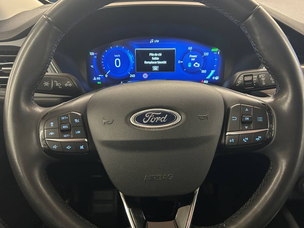 FORD Kuga 2.5 PHEV Titanium 2WD-image-14