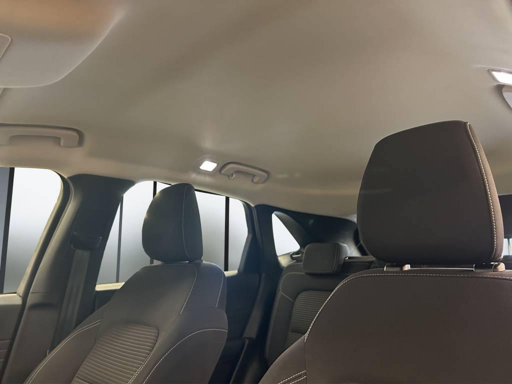FORD Kuga 2.5 PHEV Titanium 2WD-image-9