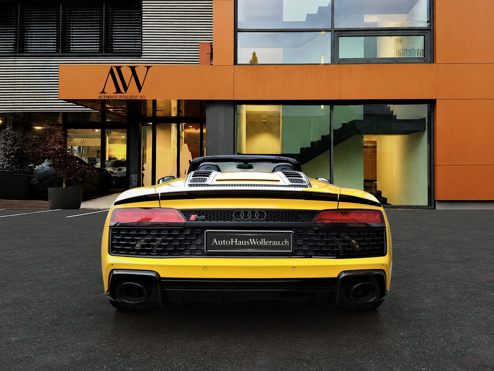 AUDI R8 Spyder 5.2 FSI V10 performance quattro S-Tronic-image-4