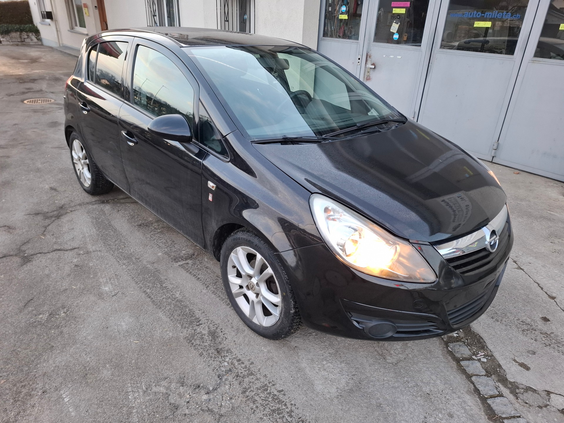 OPEL Corsa 1.4 TP Sport-image-1