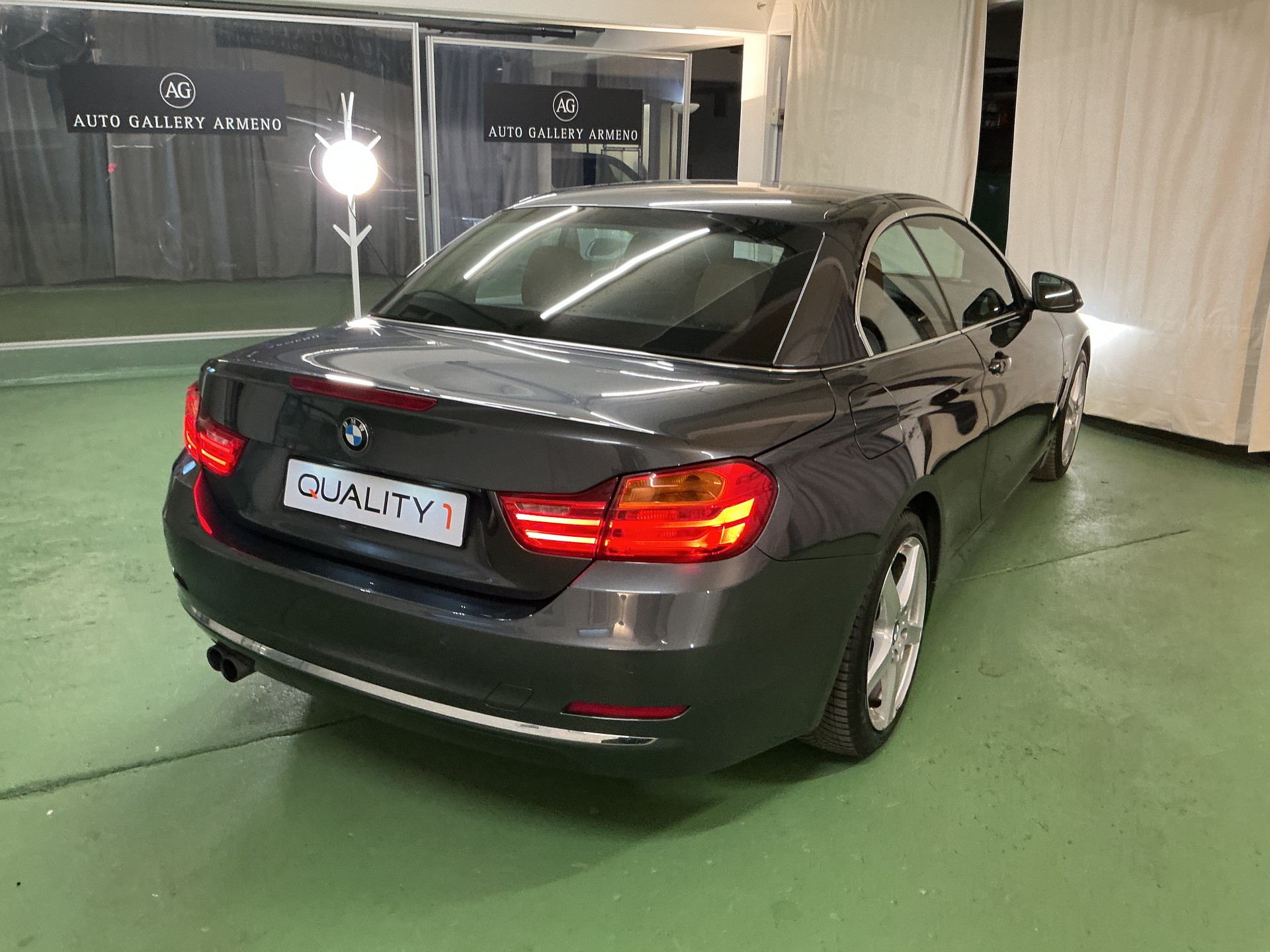BMW 428i Cabriolet xDrive Luxury Line Steptronic-image-3