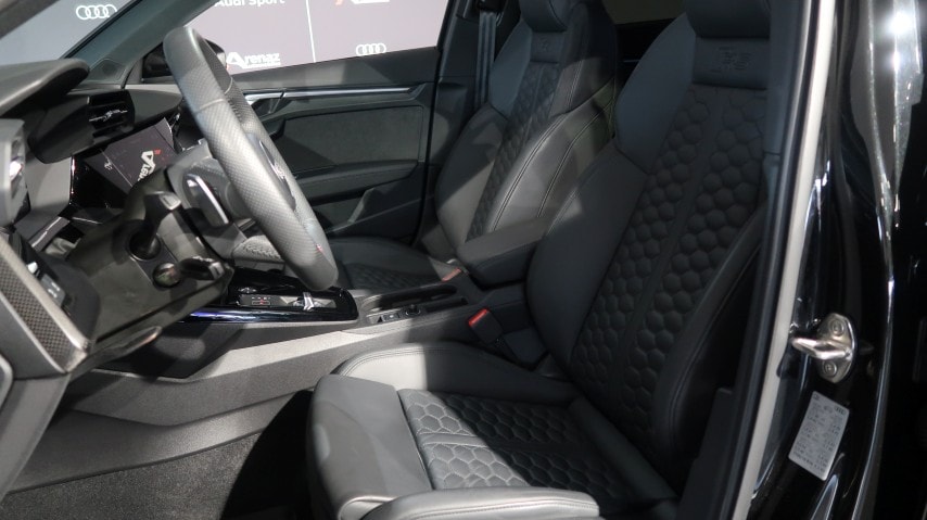 AUDI RS3 Sportback 2.5 TSI quattro S-tronic-image-4